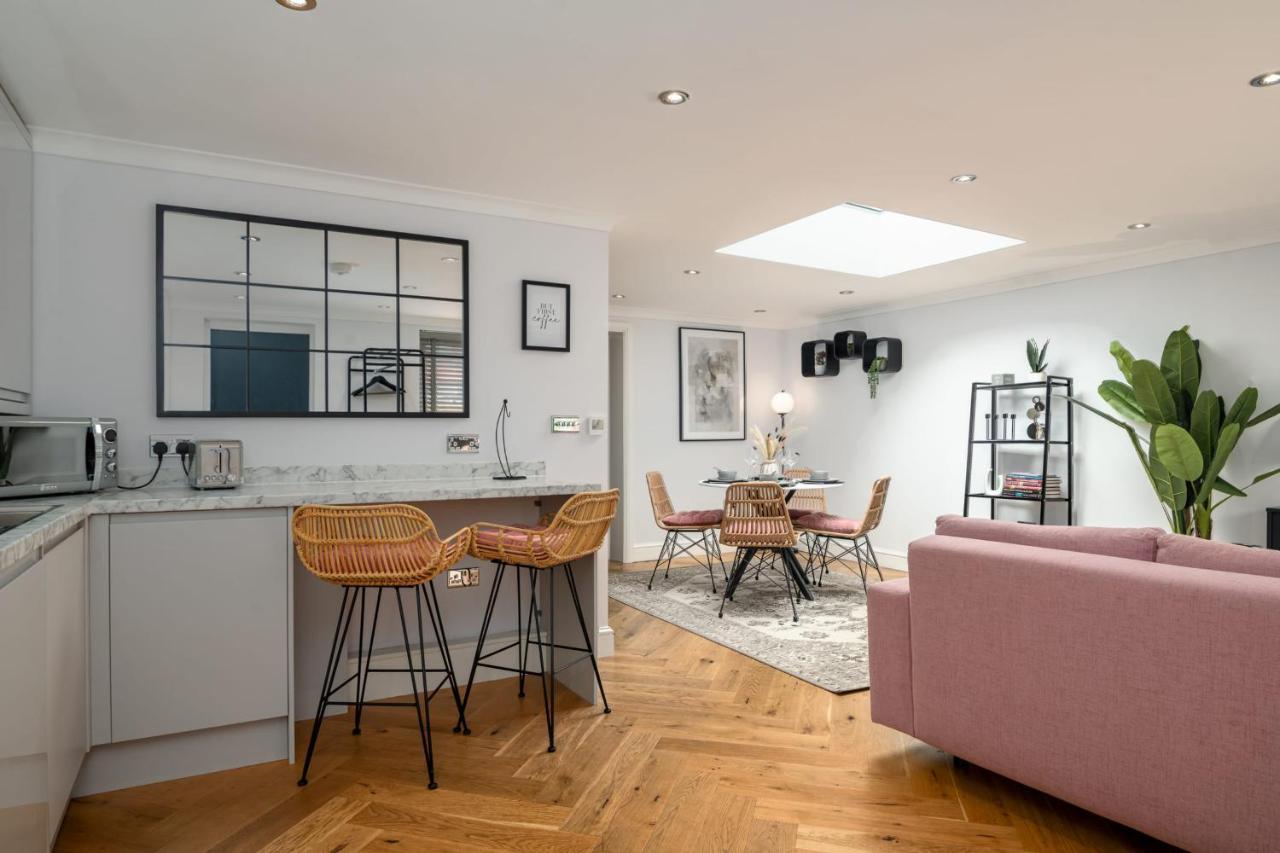 Guestready - Unique Home Near Wimbledon With Gorgeous Deck And Parking Londres Exterior foto