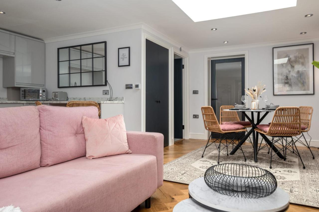 Guestready - Unique Home Near Wimbledon With Gorgeous Deck And Parking Londres Exterior foto